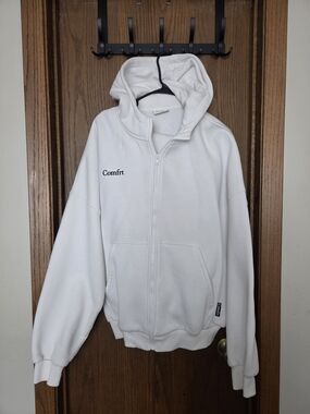 Comfrt White Hoodie And Jogger Pants Set , Small And Medium Adult